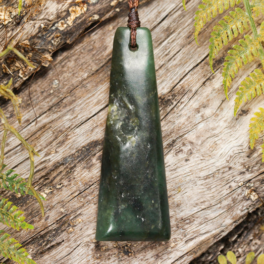 NZ Greenstone Medium Freeform Toki Pendant (BN472) Kawakawa Pounamu