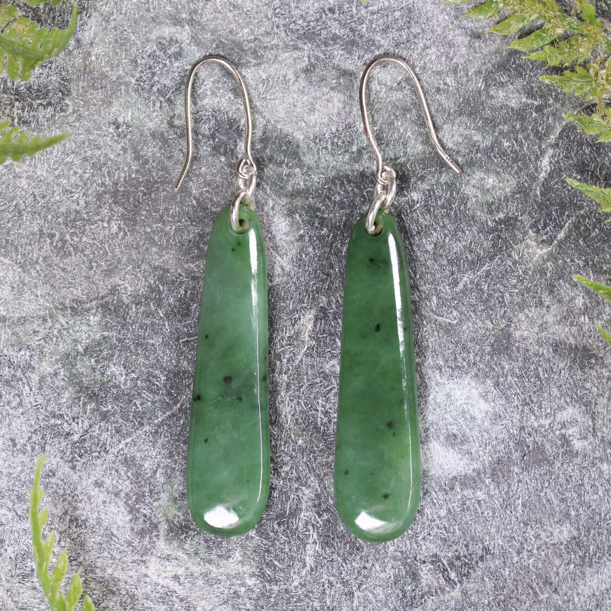 NZ Greenstone Small Roimata Earrings Hapopo Pounamu