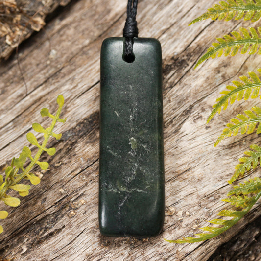 NZ Greenstone Small Freeform Toki Pendant (BN465) Kawakawa Pounamu