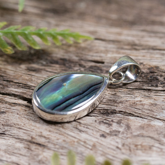 Sterling Silver Small Pāua Shell Pendant