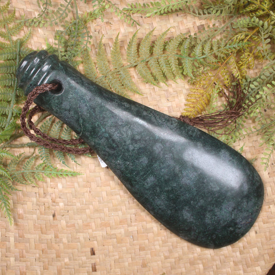 Mere carved from Serpentine Pounamu - NZ Greenstone