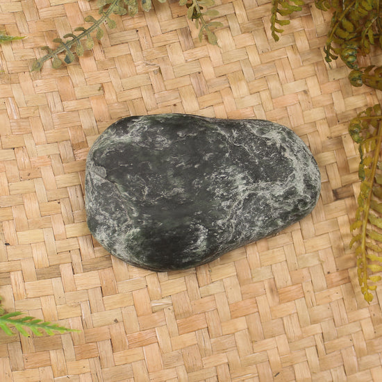 Freeform Touchstone sculpture Kawakawa pounamu - NZ Greenstone