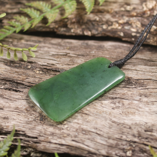 NZ Greenstone Small Freeform Toki Pendant Hapopo Pounamu