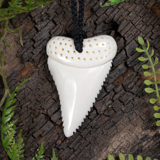 Bone Small Niho Taniwha Tooth Pendant