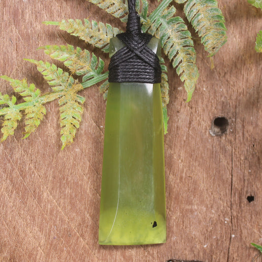 Pounamu Toki