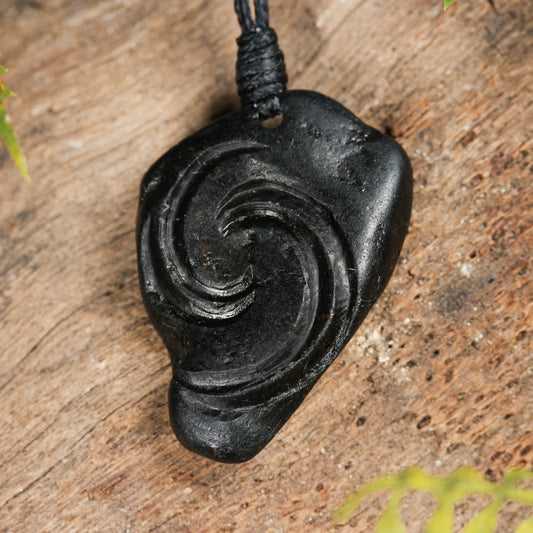 NZ Serpentine XSmall Freeform Pendant (BT985)