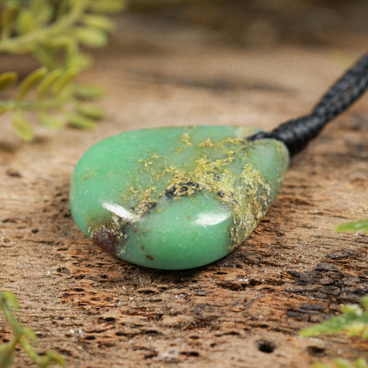 Chrysoprase XSmall Freeform Roimata Pendant (BW361)