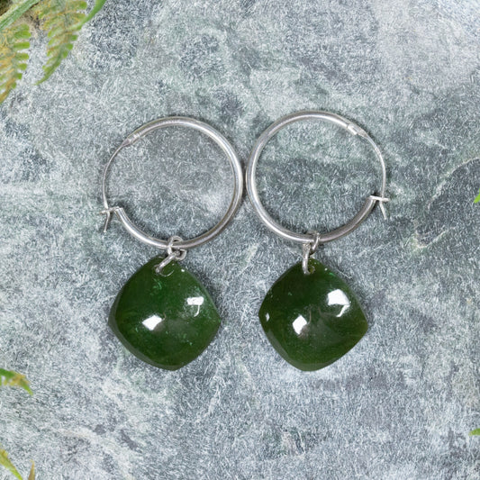 NZ Greenstone Small Earrings Kawakawa Pounamu