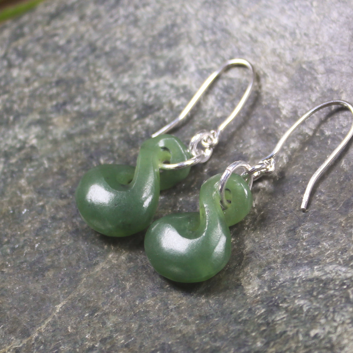Twist Earrings carved from Hapopo Pounamu - NZ Greenstone