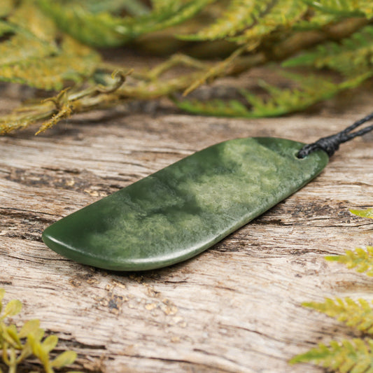 NZ Greenstone Medium Freeform Pendant (BT644) Kawakawa Pounamu