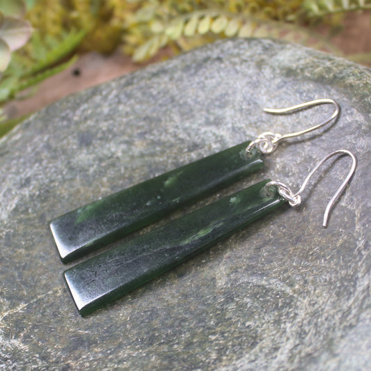Roimata or Teardrop earrings carved from Kawakawa Pounamu - NZ Greenstone