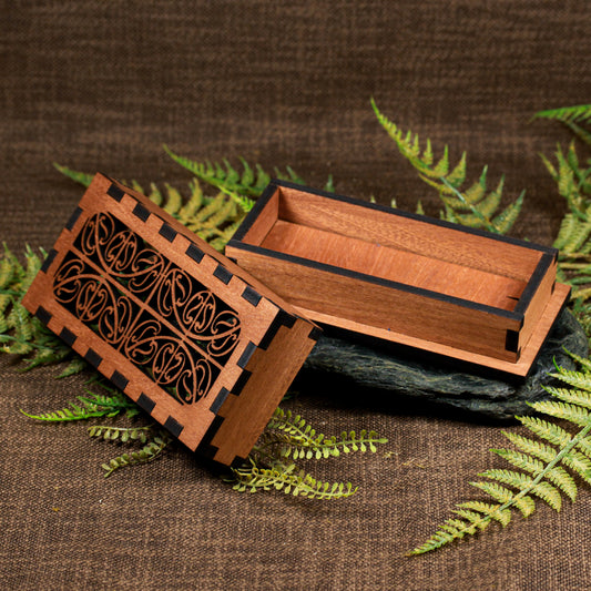 NZ Wood Small Rectangle Decorative Box (BT650)