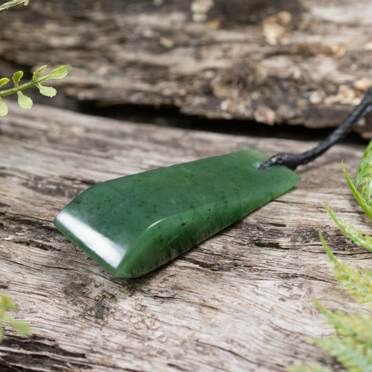 NZ Greenstone Small Freeform Toki Pendant Hapopo Pounamu