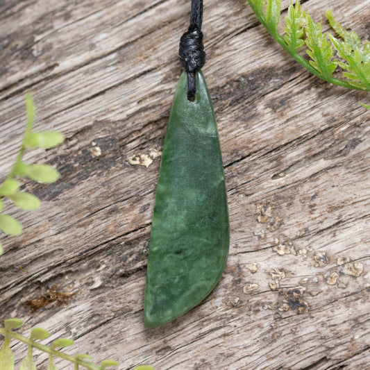 NZ Greenstone XSmall Freeform Pendant Hapopo Pounamu