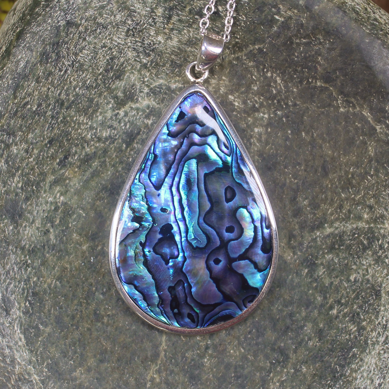 Sterling Silver Medium Pāua Shell Pendant