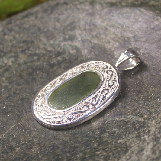 Hapopo Pounamu pendant set in Sterling Silver - NZ Greenstone