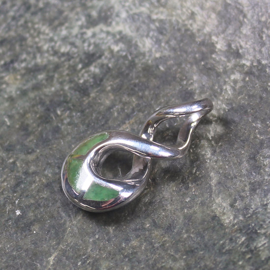 Hapopo Pounamu pendant set in Sterling Silver - NZ Greenstone