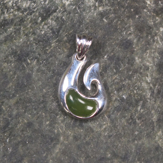 Kawakawa Pounamu pendant set in Sterling Silver - NZ Greenstone