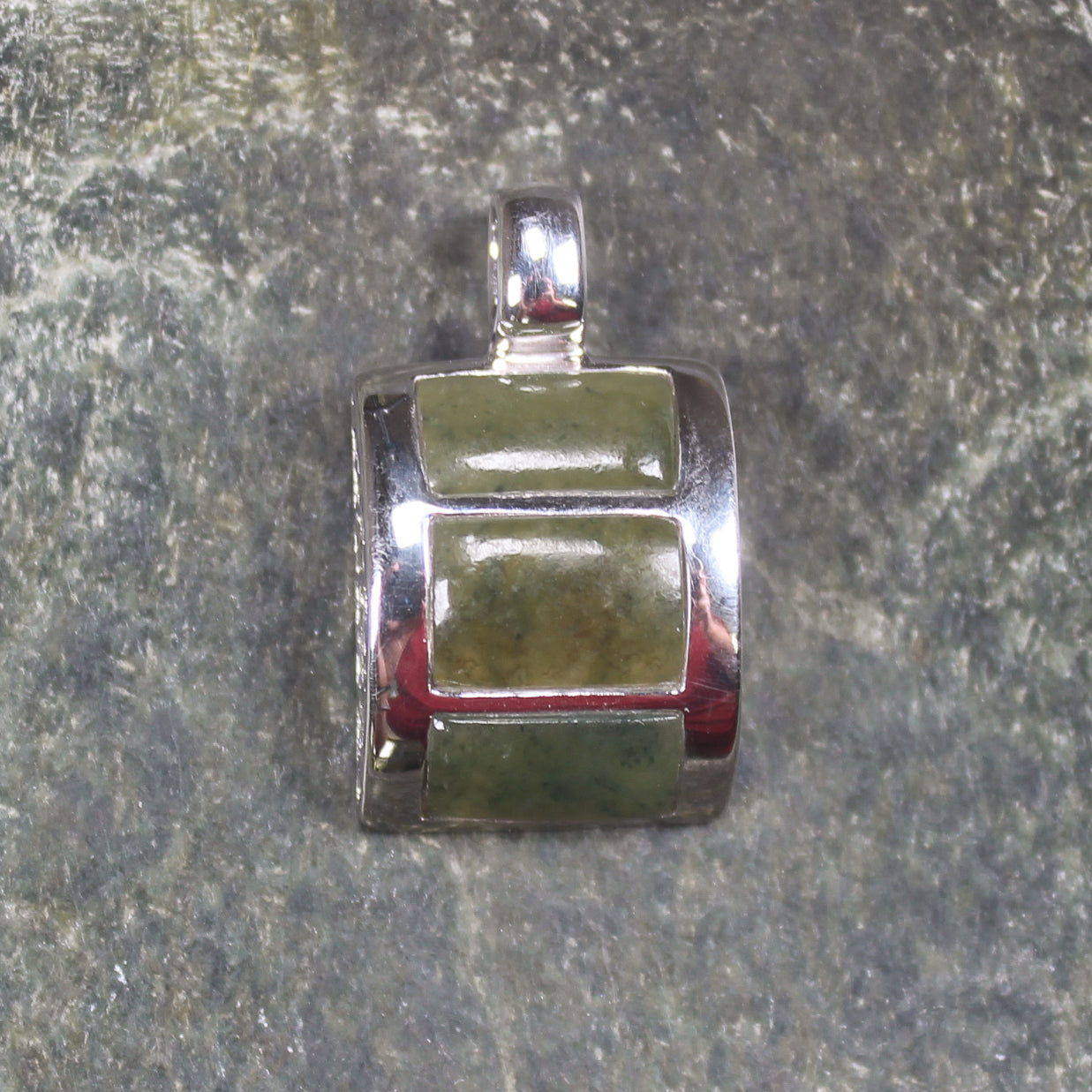 Hapopo Pounamu pendant set in Sterling Silver - NZ Greenstone