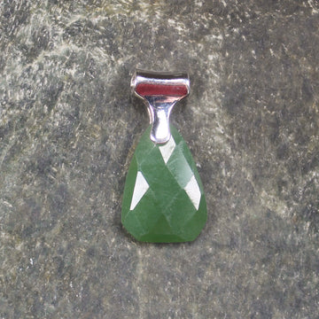 Hapopo Pounamu pendant set in Sterling Silver - NZ Greenstone