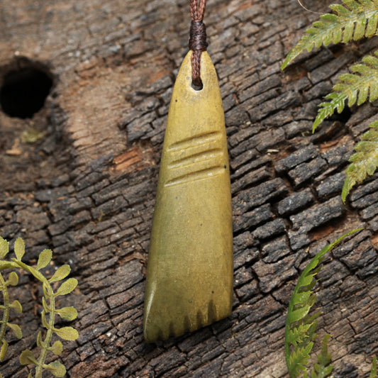 NZ Greenstone Medium Freeform Toki Pendant (BT668) Flower Jade Pounamu