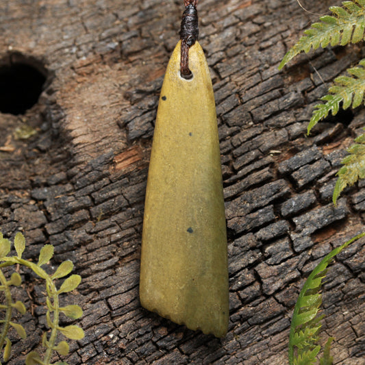 NZ Greenstone Medium Freeform Toki Pendant (BT668) Flower Jade Pounamu
