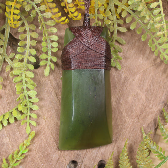 Tangiwai Pounamu Toki