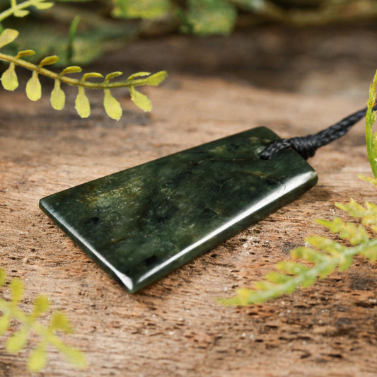 NZ Greenstone Small Freeform Toki Pendant (BT691) Rimu Pounamu