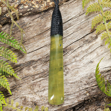 NZ Greenstone Medium Freeform Toki Pendant (BT711) Tangiwai Pounamu