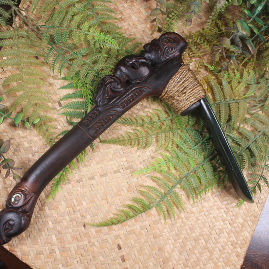 Kawakawa Pounamu Toki Poutangata