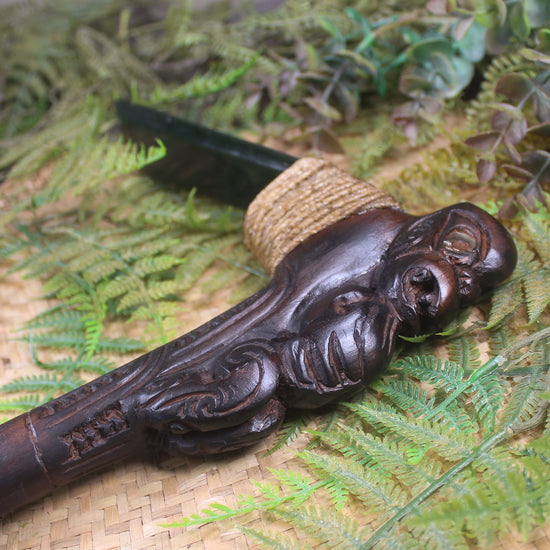 Kawakawa Pounamu Toki Poutangata