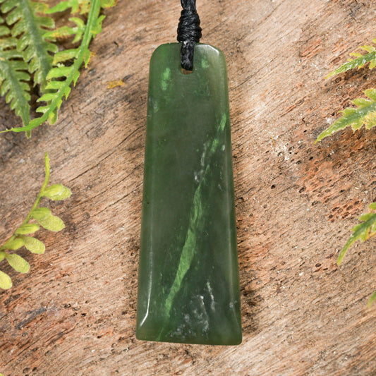 NZ Greenstone Small Freeform Toki Pendant (BT725) Hapopo Pounamu
