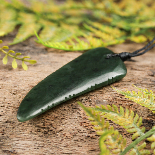 NZ Greenstone Medium Freeform Niho Taniwha Tooth Pendant (BT714) Kawakawa Pounamu