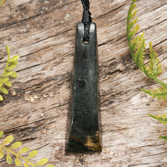 NZ Greenstone Small Freeform Toki Pendant (BT727) Kawakawa Pounamu