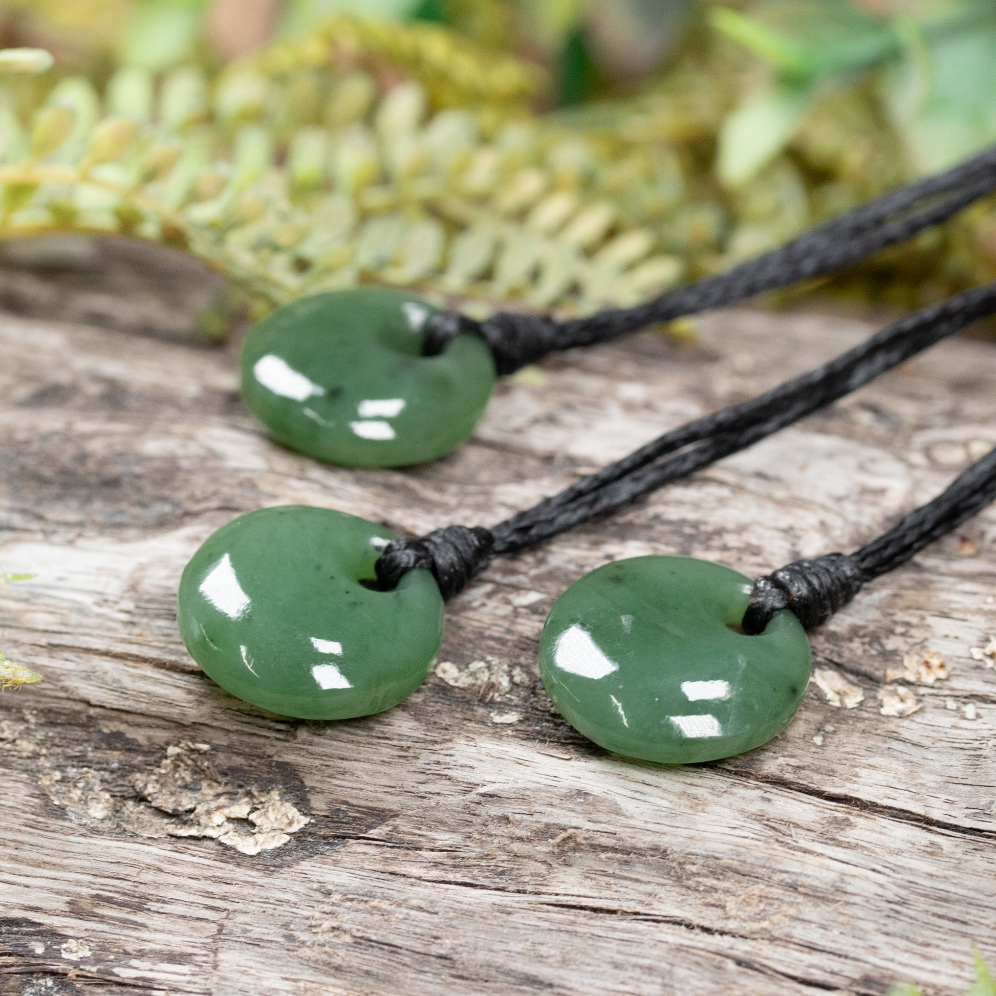 NZ Greenstone XSmall Porowhita Pendant Hapopo Pounamu