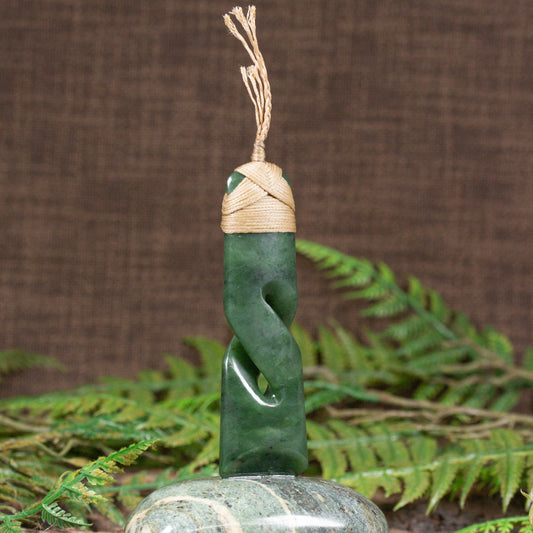NZ Greenstone Toki with Twist Sculpture (CB548) Hapopo Pounamu