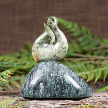 Pounamu matau sculpture - NZ Greenstone