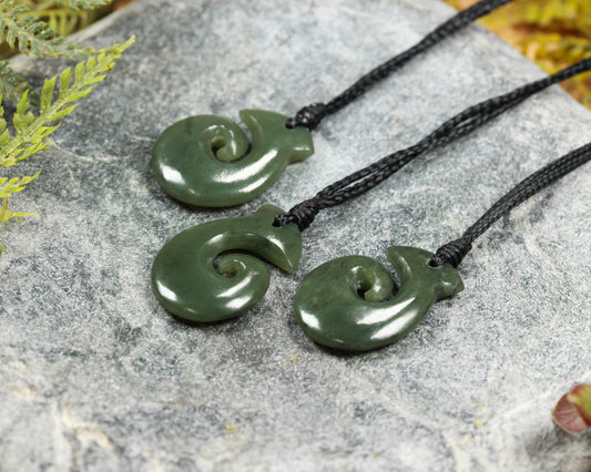 NZ Greenstone XSmall Hei Matau Pendant (BM690) Hapopo Pounamu