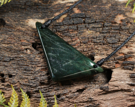 NZ Greenstone Medium Freeform Shield or Breastplate Pendant (BN012) Kawakawa Pounamu