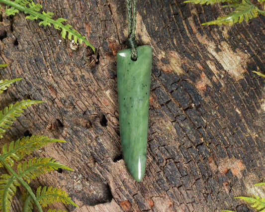 NZ Greenstone Small Freeform Niho Taniwha Tooth Pendant (BN585) Hapopo Pounamu