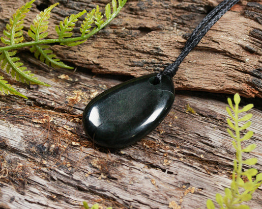 NZ Greenstone Small Freeform Roimata Pendant (BN573) Kawakawa Pounamu