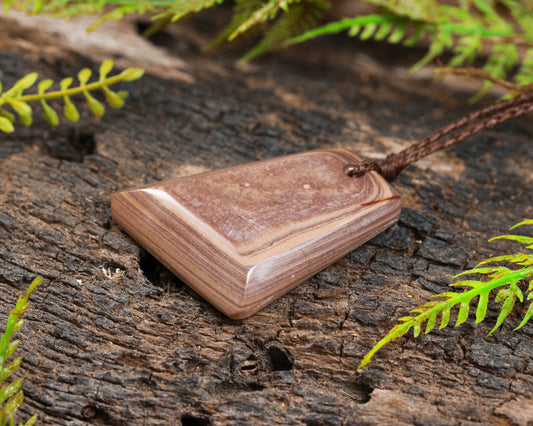 NZ Jasper Small Freeform Toki Pendant (BN577)