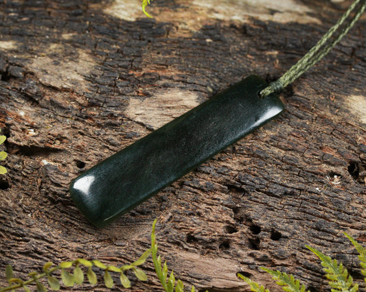 NZ Greenstone Medium Freeform Toki Pendant (BN588) Kawakawa Pounamu