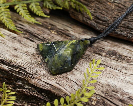 NZ Greenstone Small Freeform Pendant (BN586) Douglas Creek Pounamu