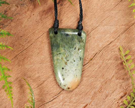 NZ Greenstone Small Freeform Niho Taniwha Tooth Pendant (BN594) Flower Jade Pounamu