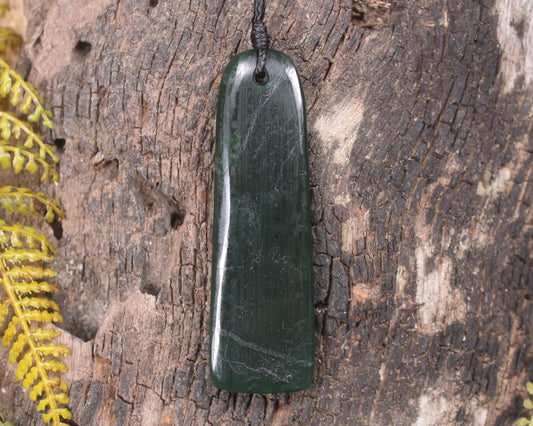 Kawakawa Pounamu Toki