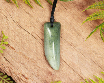 NZ Greenstone Small Freeform Niho Taniwha Tooth Pendant (BN605) Tangiwai Pounamu