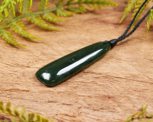 NZ Greenstone Small Freeform Toki Pendant (BN740) Kawakawa Pounamu