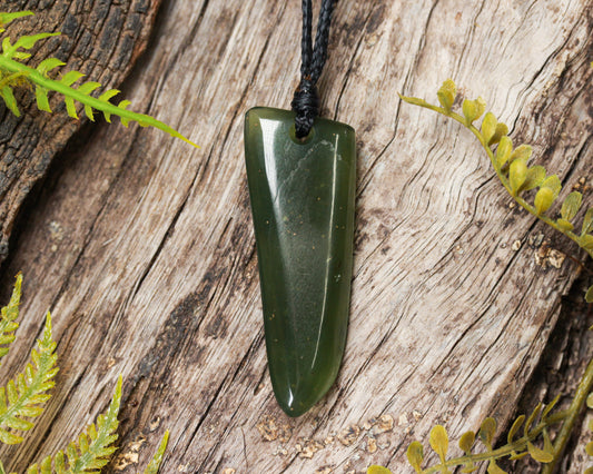 NZ Greenstone Small Freeform Niho Taniwha Tooth Pendant (BN742) Tangiwai Pounamu