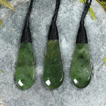NZ Greenstone Small Roimata Pendant (BW593) Hapopo Pounamu